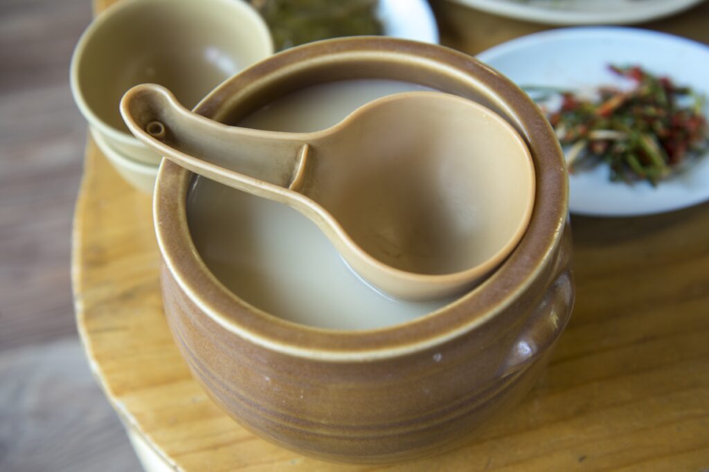 Makgeolli: Das koreanische Kraftpaket für die Darmflora